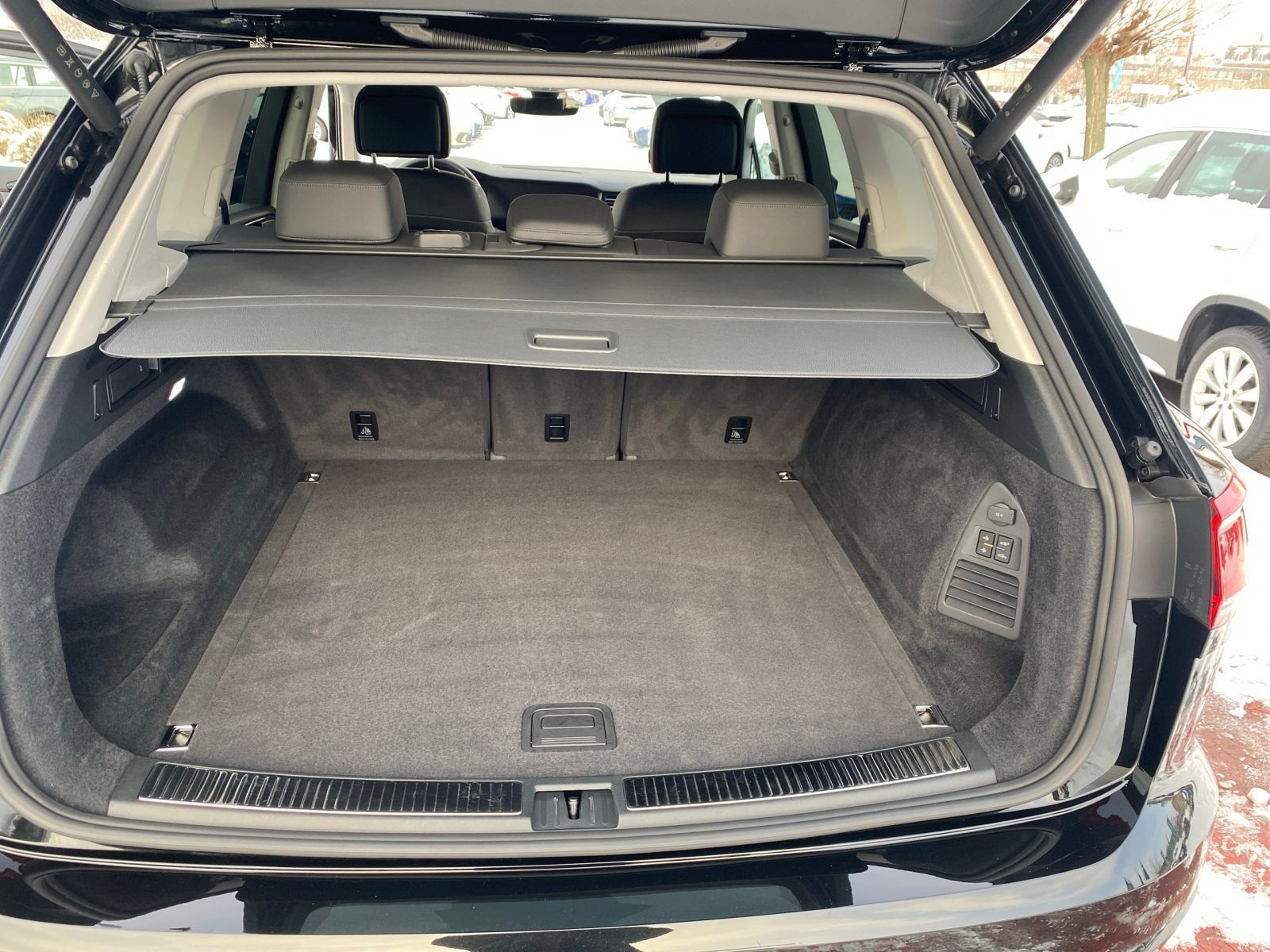 Volkswagen Touareg 3.0 TDI 4Motion Elegance Navi AHK Luftf. foto 13