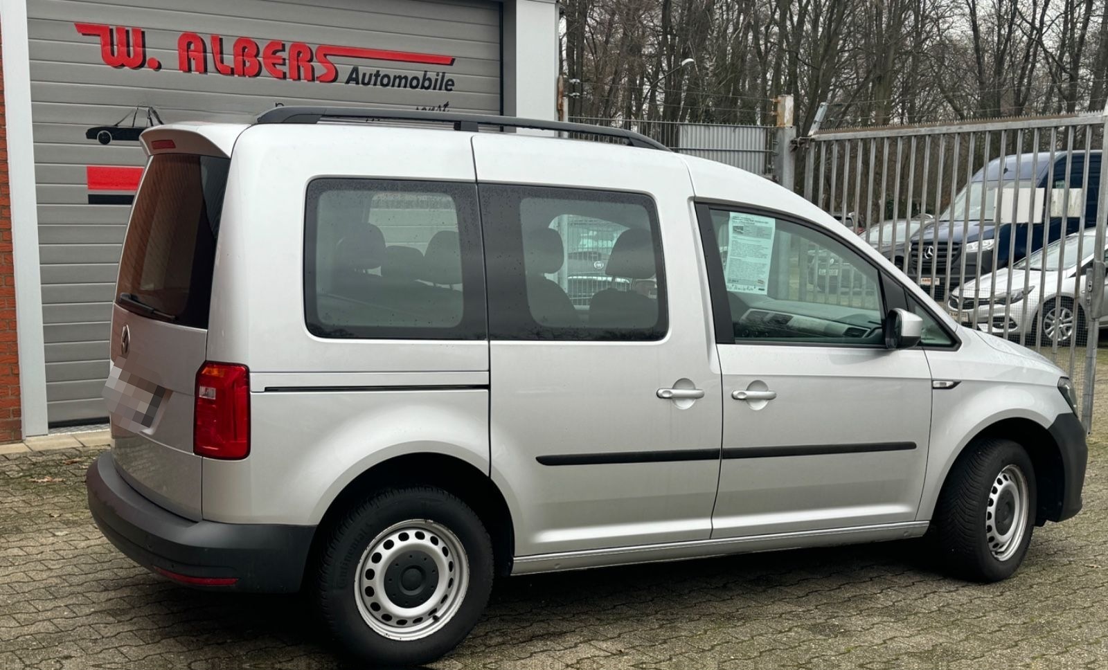 Volkswagen Caddy PKW Trendline TDi 5Sitze AllWetter/PDC/SHZ foto 2
