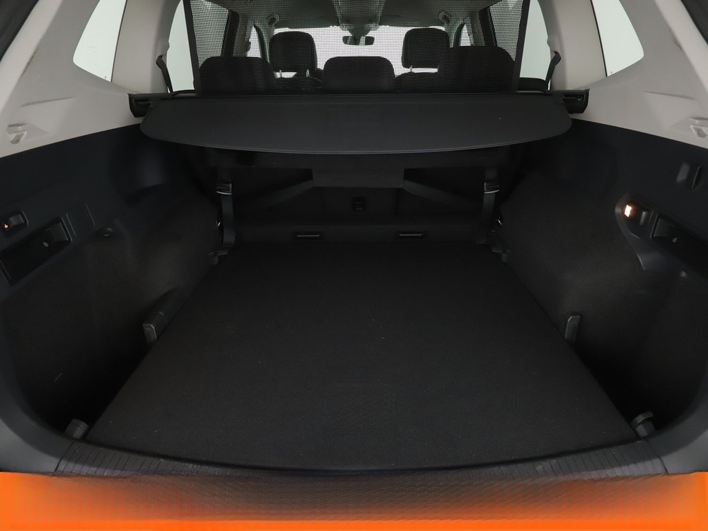 Volkswagen Tiguan Allspace 2.0 TSI Highline 4Motion Aut. foto 18