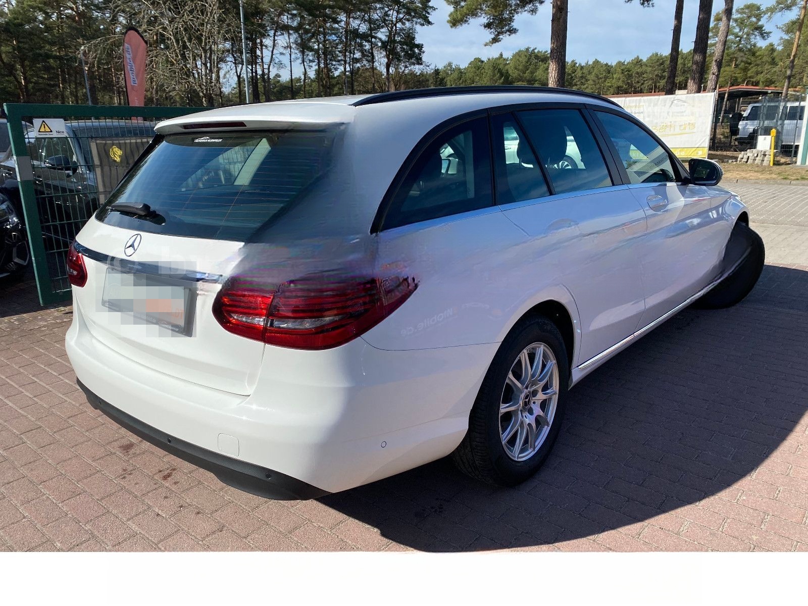 Mercedes-Benz C 180 T-Modell Business Plus CGI |NAVI|SHZ|LED| foto 4