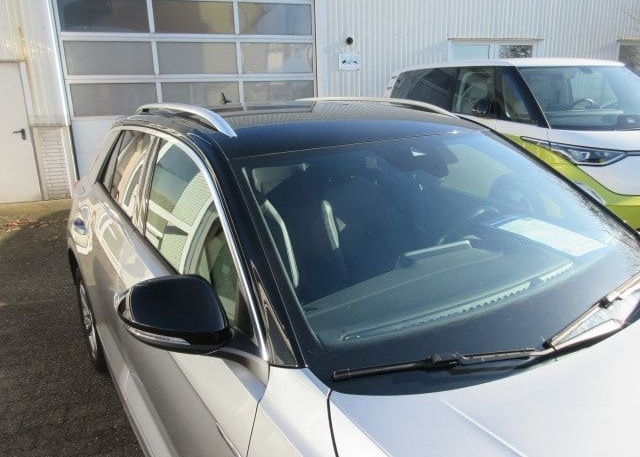 Volkswagen T-ROC R-Line 1.0 TSI NAVI KAMERA ACC LED ALU APS foto 6