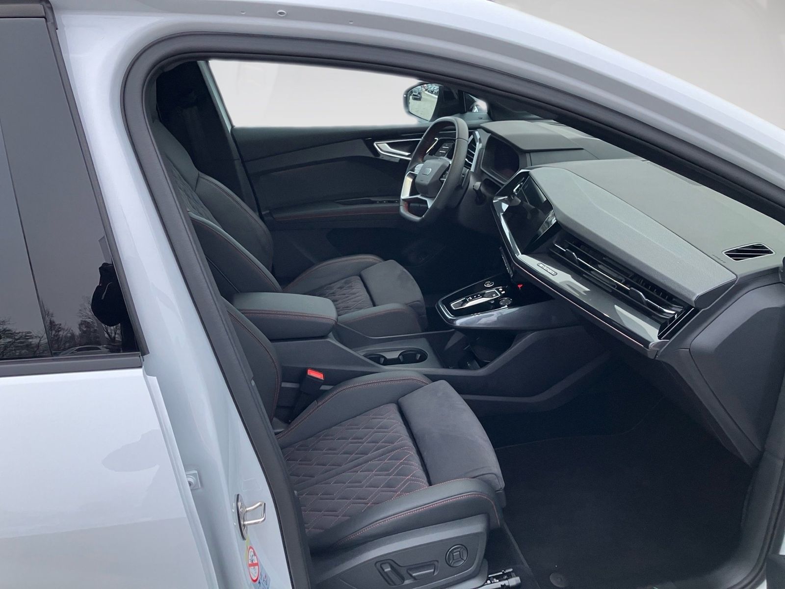 Audi Q4 Sportback e-tron S-LINE EDITION 55 340PS QUAT foto 9