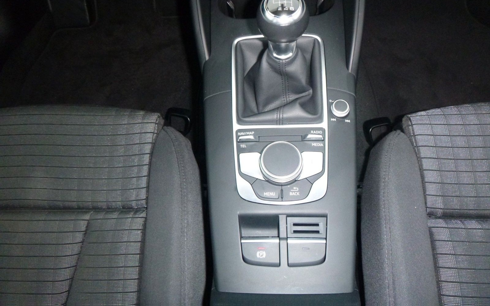 Audi A3 1.5 TFSI Limousine sport> 41.875KM/AHK/NAV< foto 16