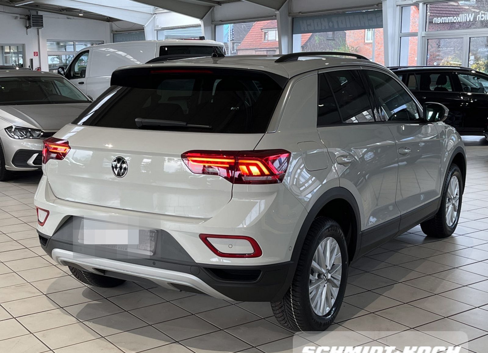 Volkswagen T-Roc 1.5 TSI Life DSG RFK+ACC+GJR LED-Scheinw. foto 3