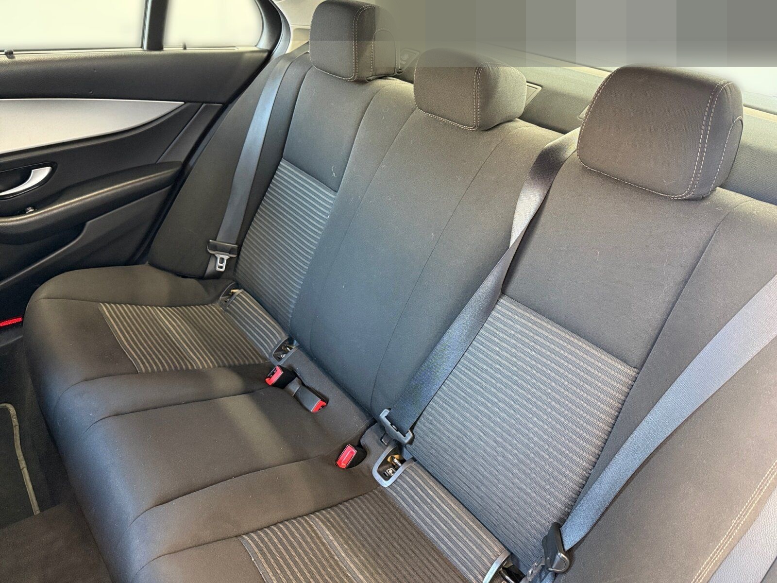 Mercedes-Benz E 220 d DISTRONIC Standhzg. Kamera KeylessGo ! foto 13