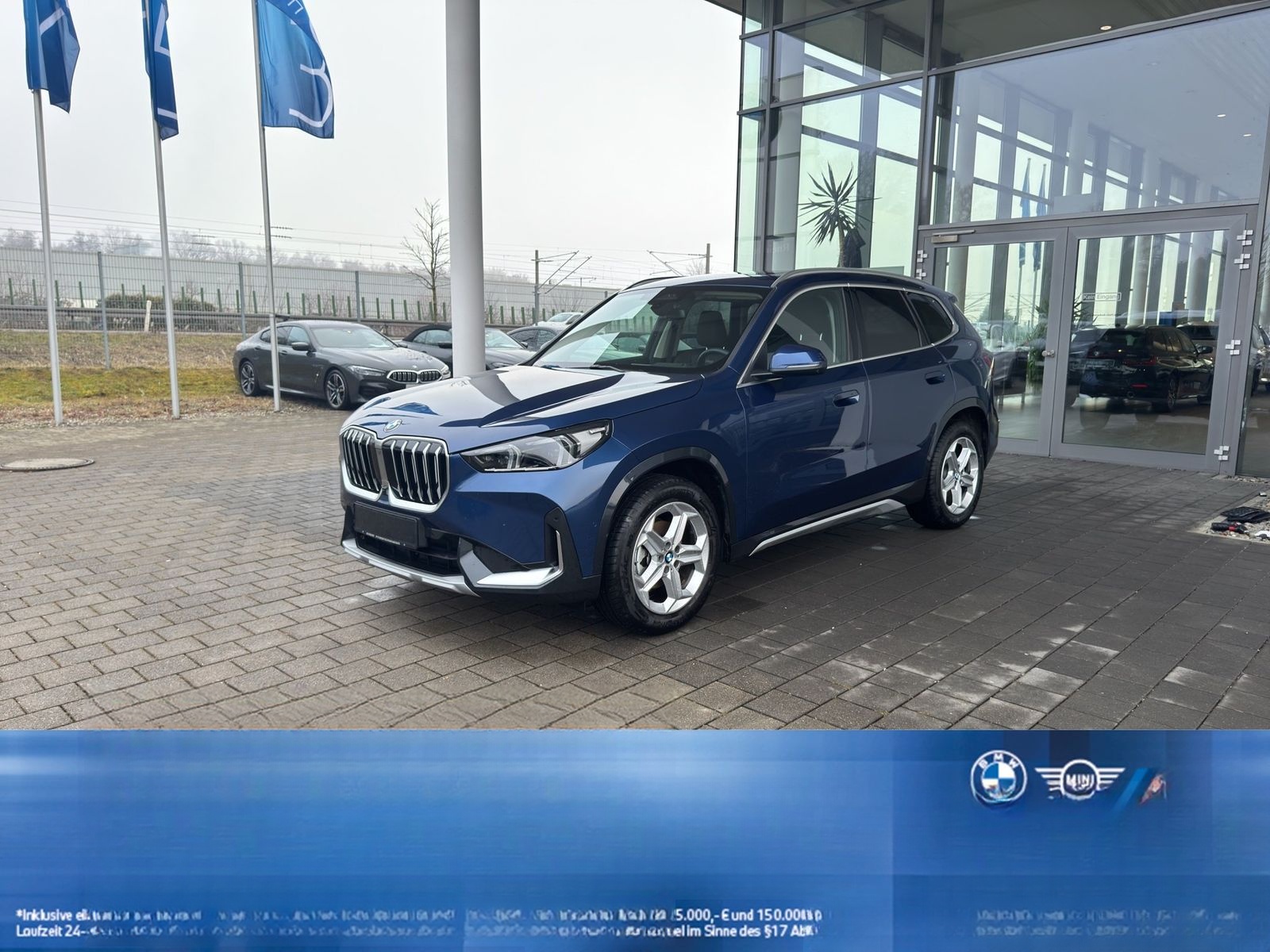BMW X1 xDrive20d xLine ACC HUD 360° Glasdach AHK foto 1