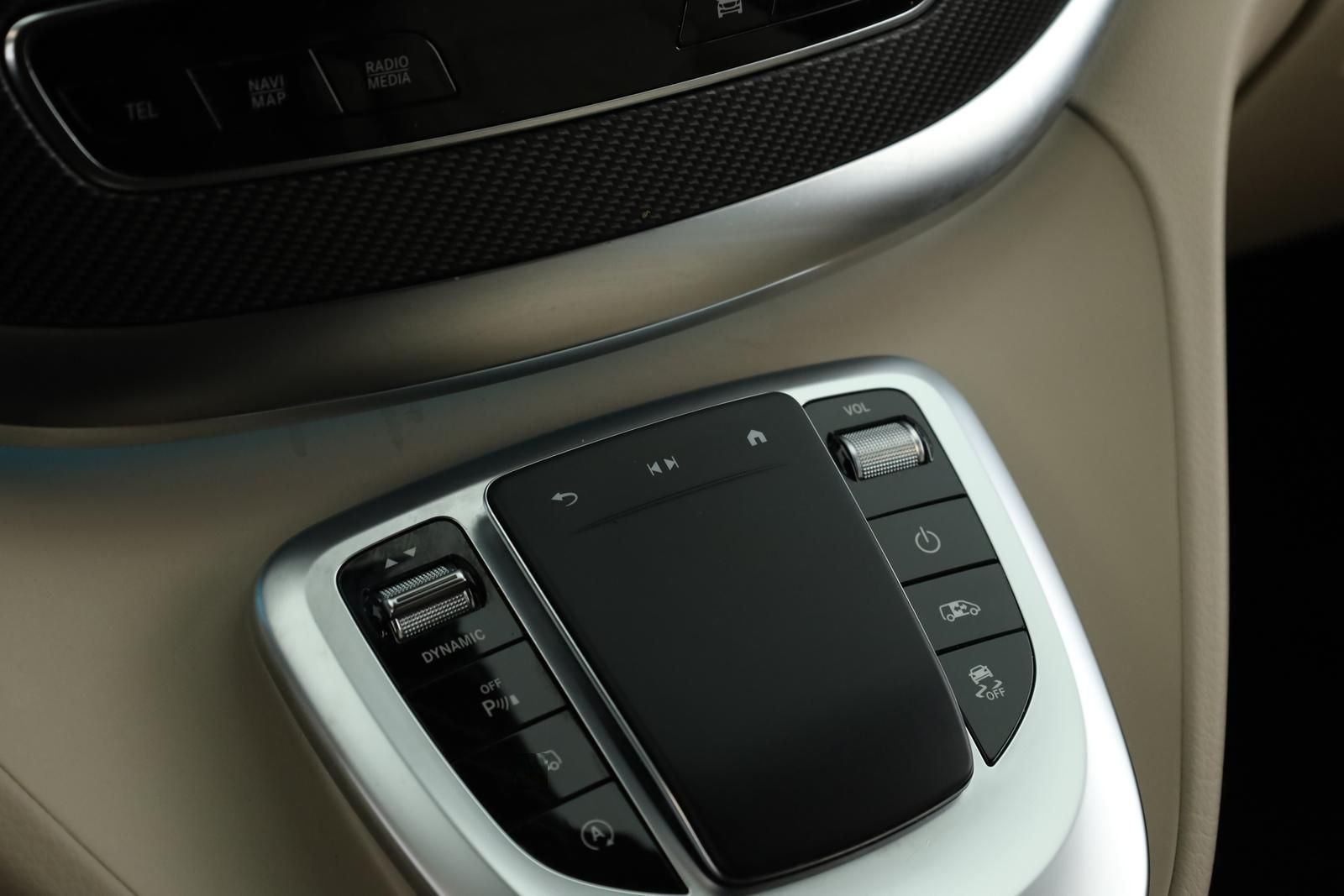 Mercedes-Benz V 300 d 4M extralang Avantgarde AMG 8S Navi 360 foto 19