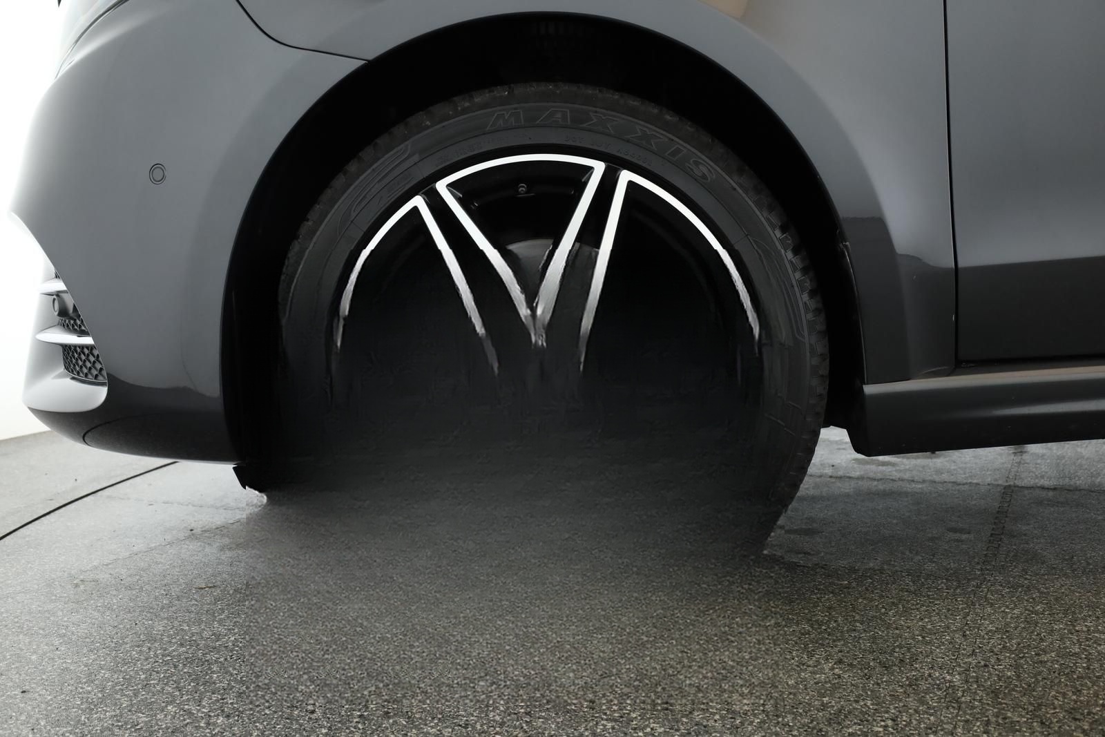 Mercedes-Benz V 300 d 4M extralang Avantgarde AMG 8S Navi 360 foto 21