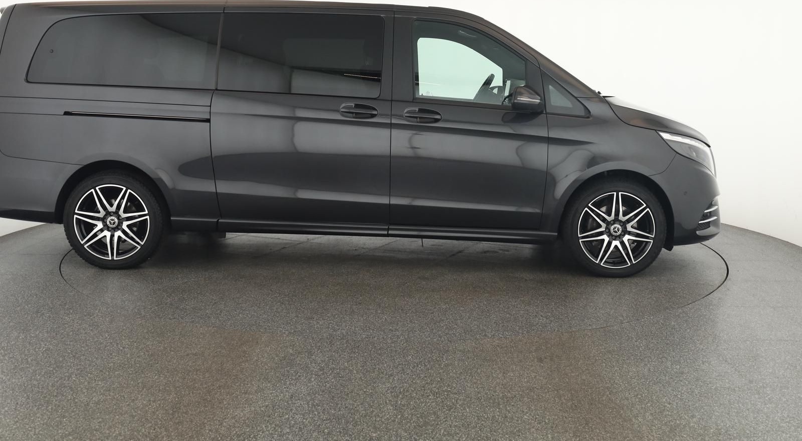 Mercedes-Benz V 300 d 4M extralang Avantgarde AMG 8S Navi 360 foto 4