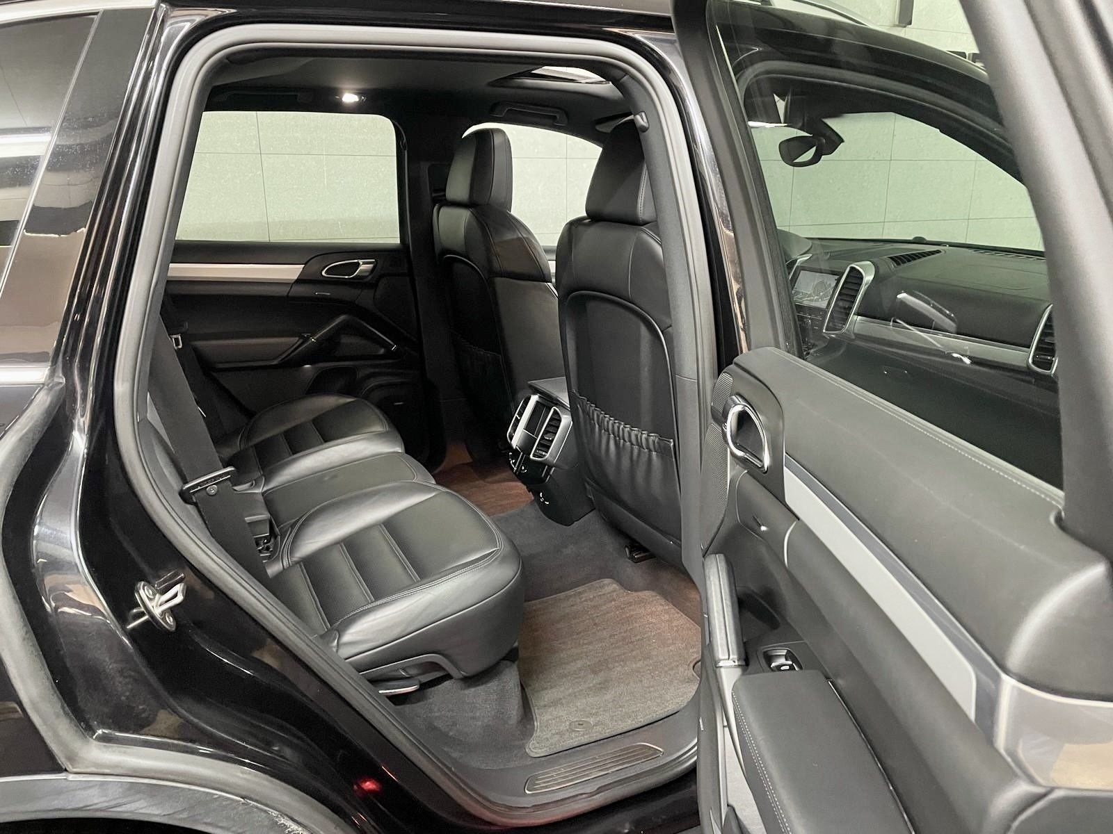 Porsche Cayenne S Bose+18Wege+PCM+el.SHD+Luftfed. foto 15