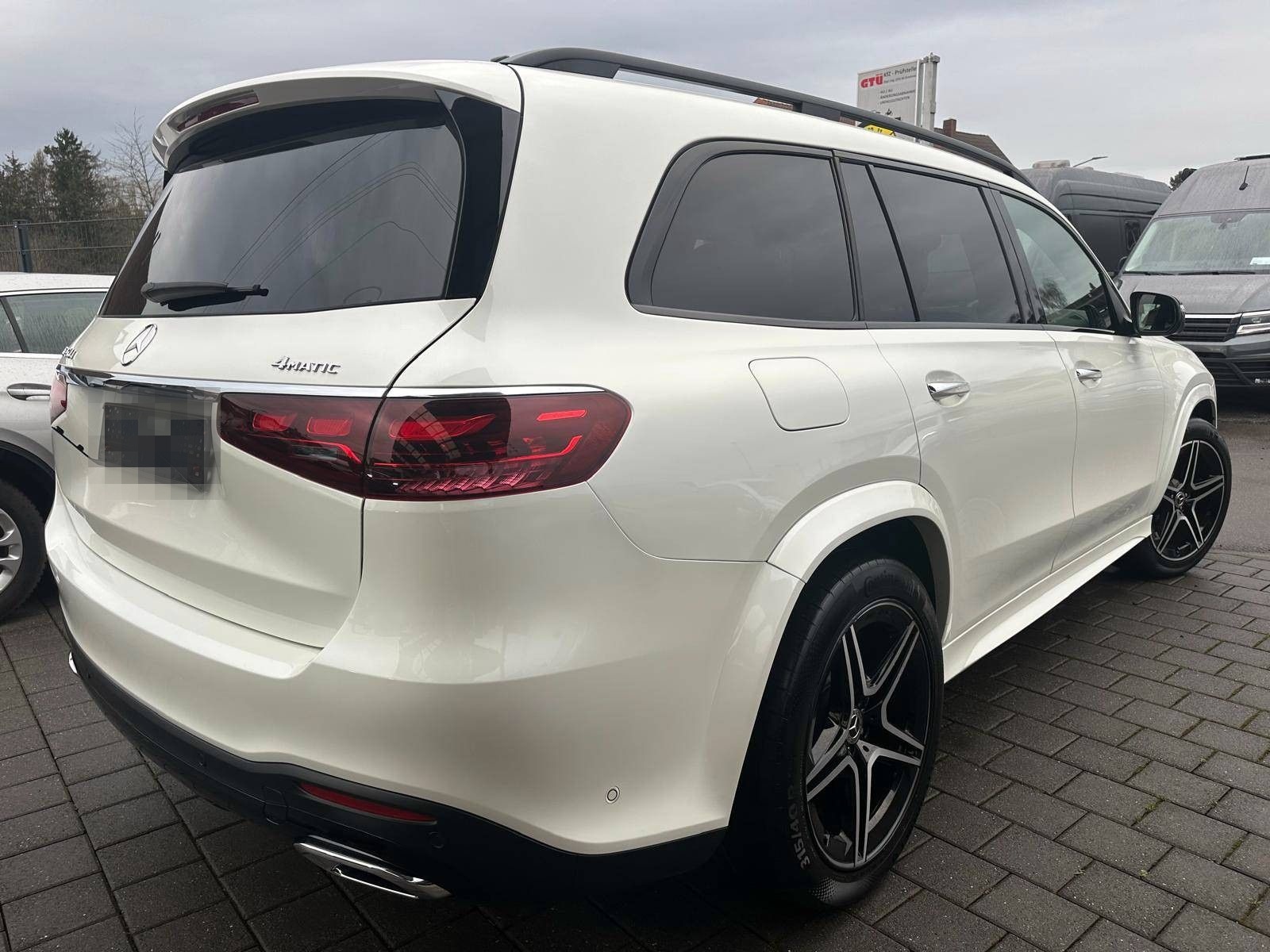 Mercedes-Benz GLS 450 AMG SitzKlima SoftClose Pano HUD 21-Zoll foto 4