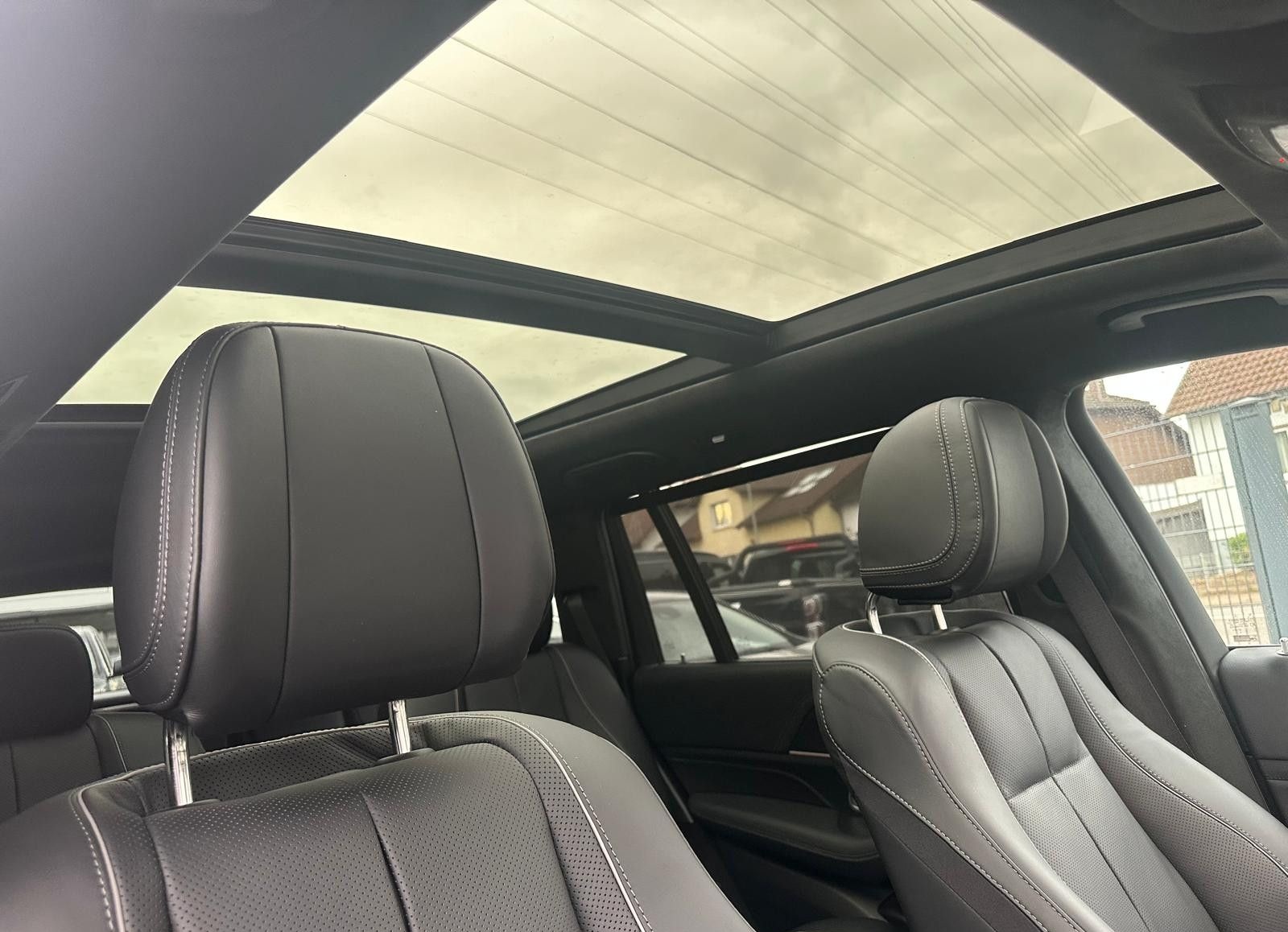 Mercedes-Benz GLS 450 AMG SitzKlima SoftClose Pano HUD 21-Zoll foto 10