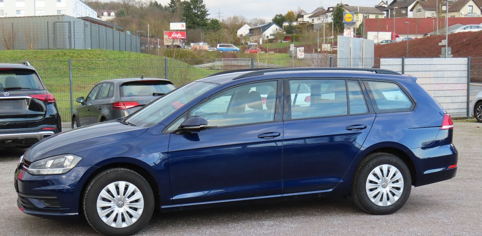 Volkswagen Golf VII Var 1,6 TDi Navi Climatonic Sitzheizung foto 2