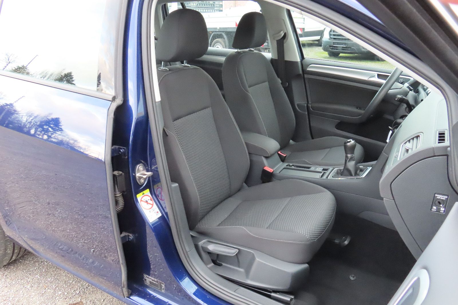 Volkswagen Golf VII Var 1,6 TDi Navi Climatonic Sitzheizung foto 15
