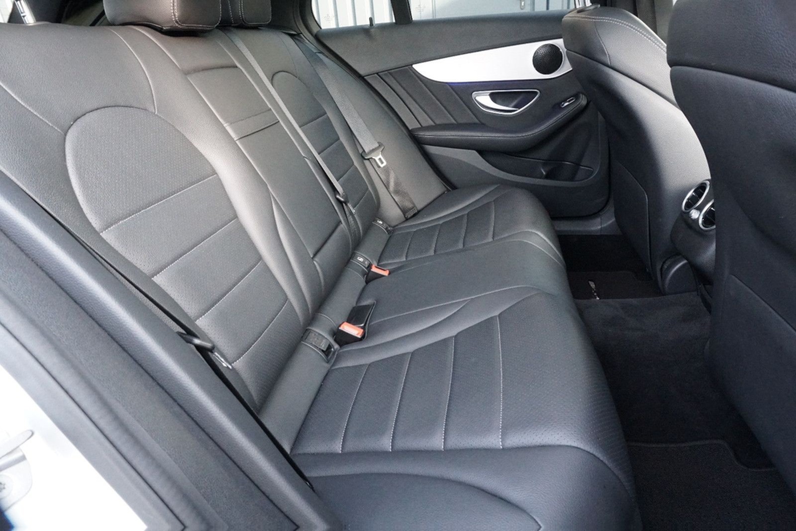 Mercedes-Benz C 300T AMG Multib RFK PANO SHZ NAV Ambiente ACC foto 19