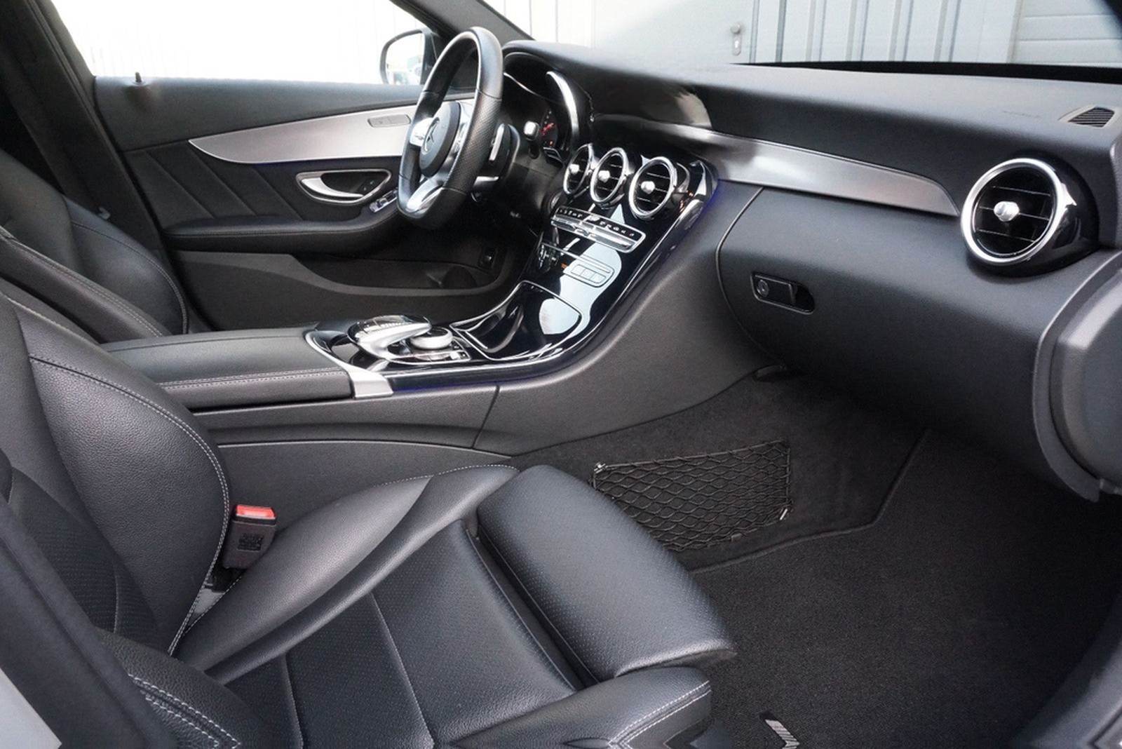 Mercedes-Benz C 300T AMG Multib RFK PANO SHZ NAV Ambiente ACC foto 20