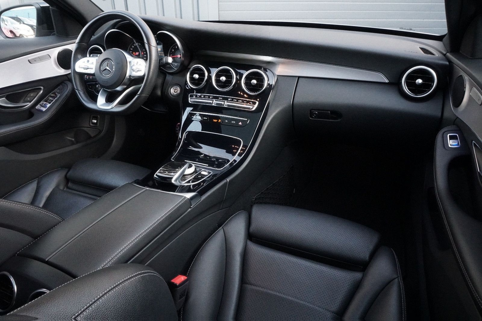 Mercedes-Benz C 300T AMG Multib RFK PANO SHZ NAV Ambiente ACC foto 21