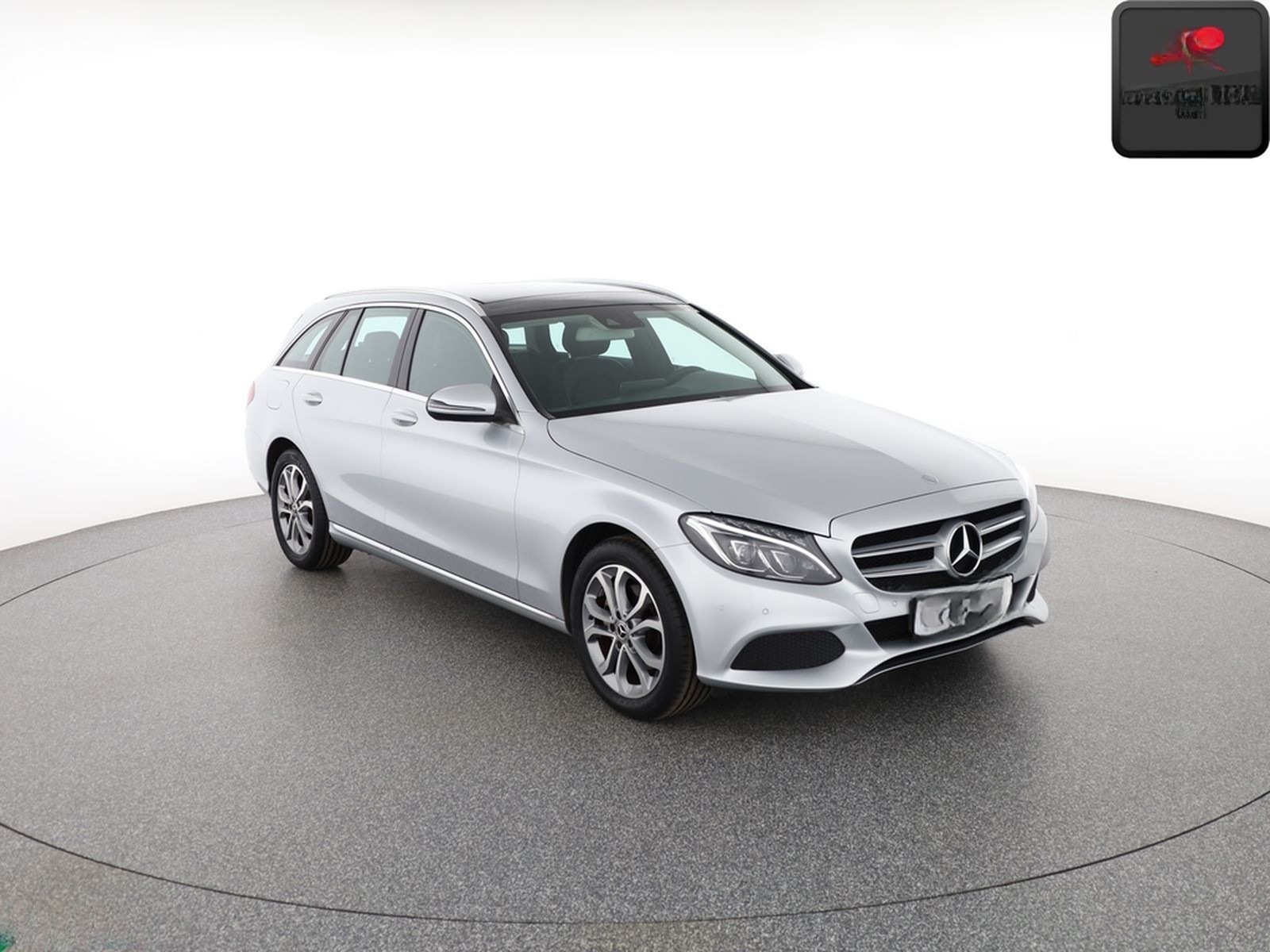 Mercedes-Benz C 220 d T AVANTGARDE KAMERA,SPORTSITZE,PANO,1.HD foto 7