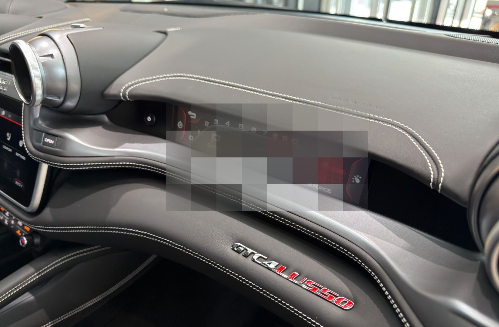 Ferrari GTC4Lusso / Lift / Beifahrer-Display foto 15