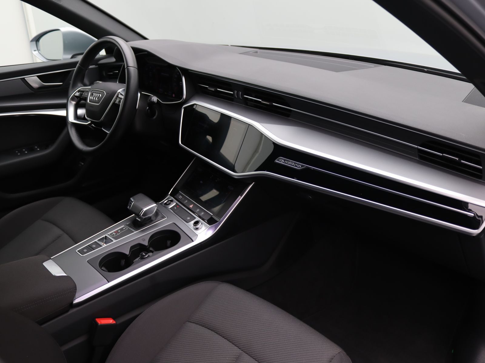 Audi A6 Avant 45TDI quattro S-tronic/ Matrix,AHK, B&O foto 9