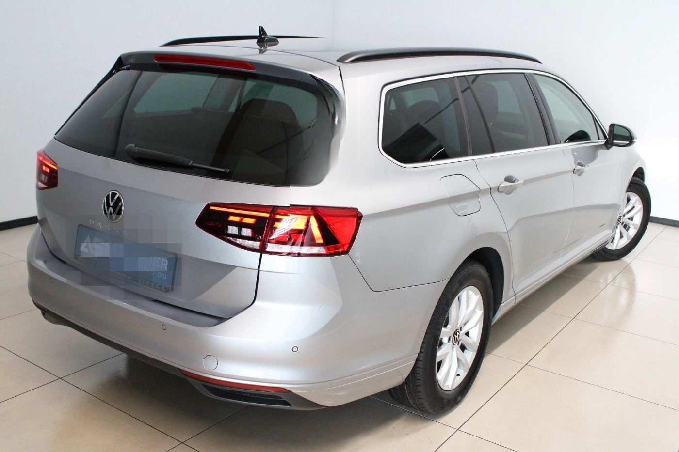 Volkswagen Passat Variant 2.0 TDI Business AHK|ACC|WSSHz|Ca foto 5