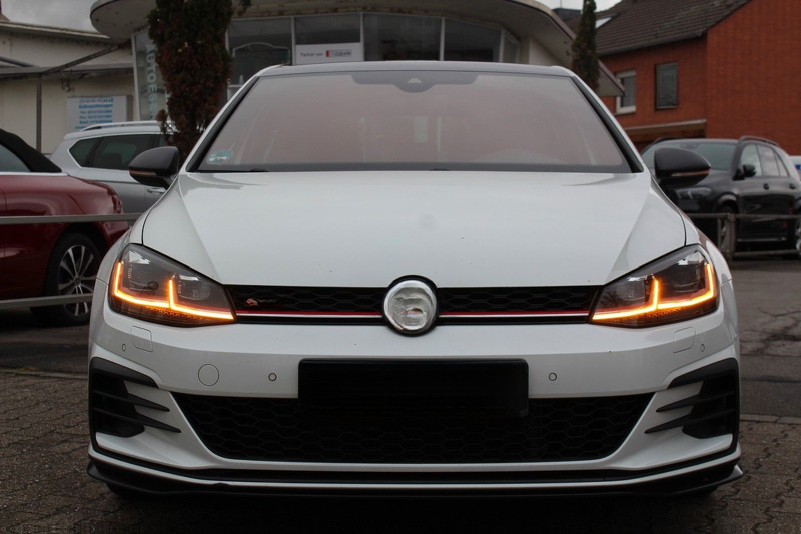 Volkswagen Golf 2.0 GTI TCR+VIRTUAL+AKRAPOVIC+KAMERA+DCC foto 2