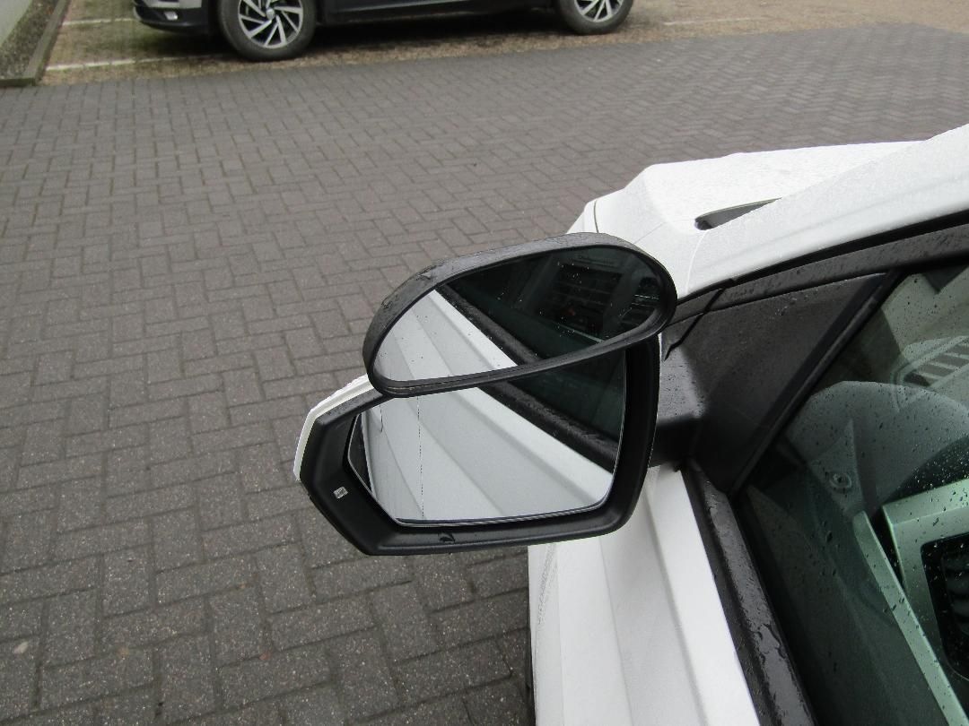 Volkswagen Polo MOVE 1.0 TSI DSG NAVI LED IQ.DRIVE APP-CON foto 15