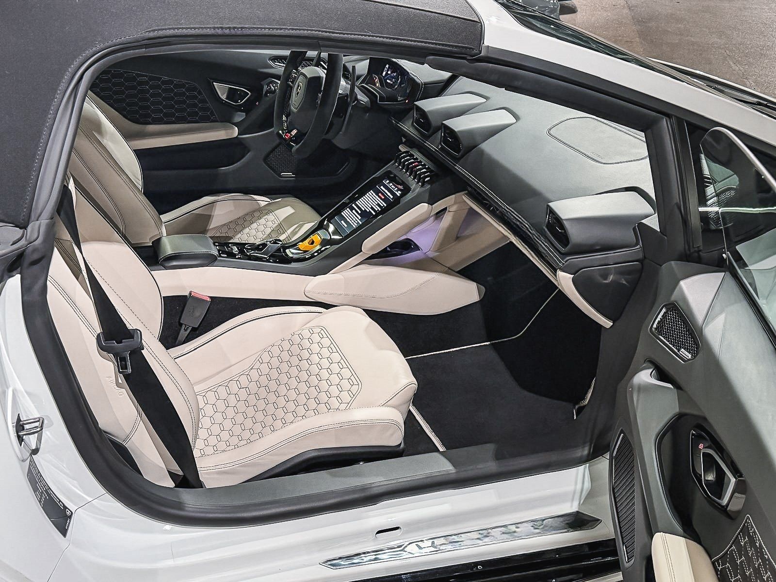 Lamborghini Huracán Evo Spyder AWD Selezione Garantie foto 17