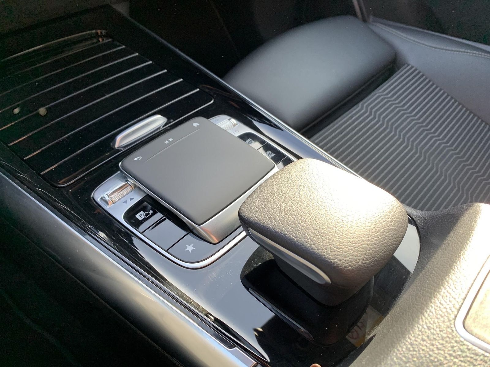 Mercedes-Benz B200 Automatik AHK+el.Klappe+LED+Kamera+Navi foto 17