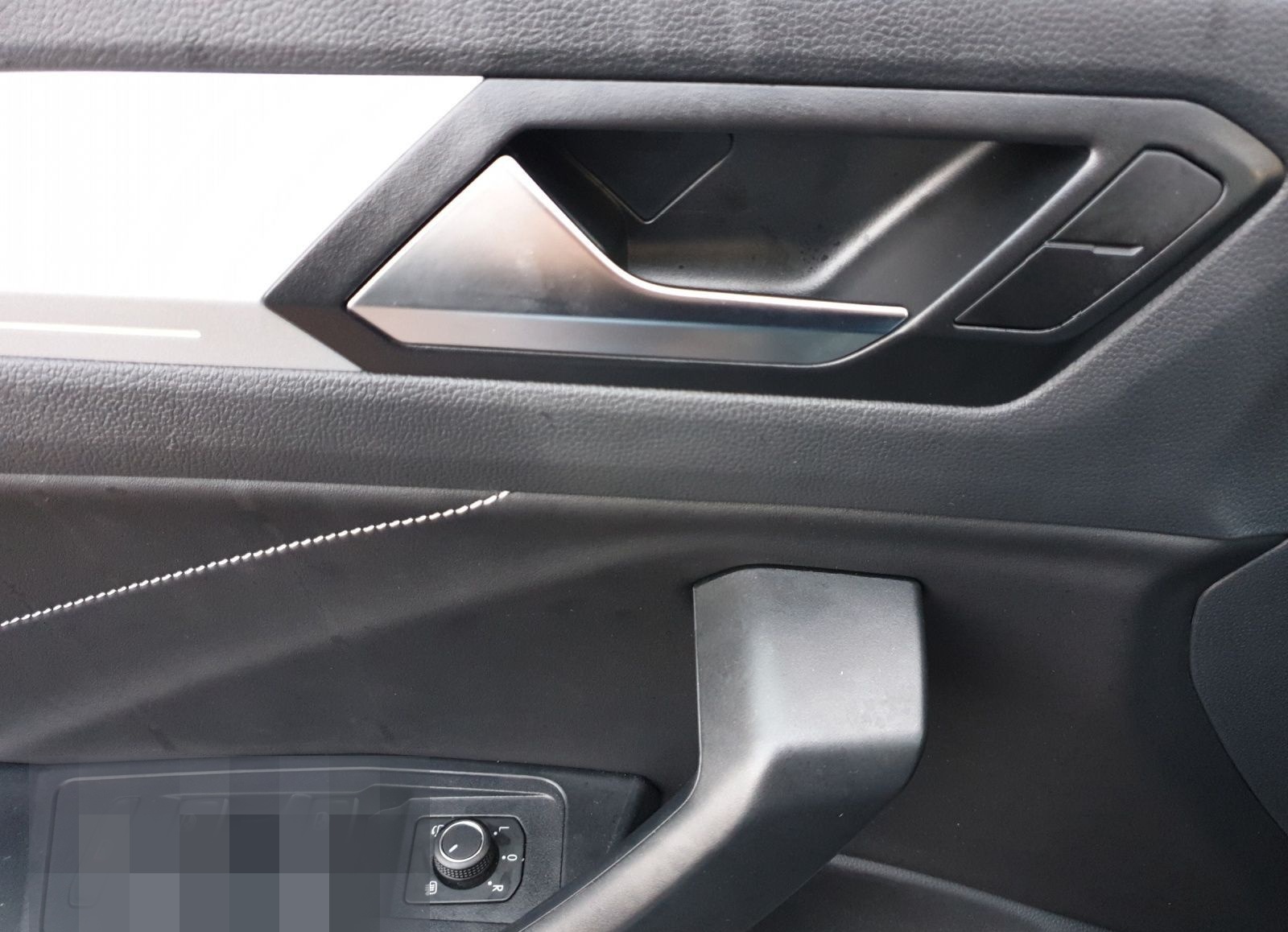 Volkswagen T-Roc 1.0 TSI GOAL LED NAVI SITZHZ LM17 foto 8