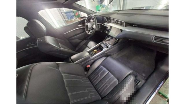 Audi e-tron Sportback S quattro PANO+B&O+LEDER+MATRIX foto 3