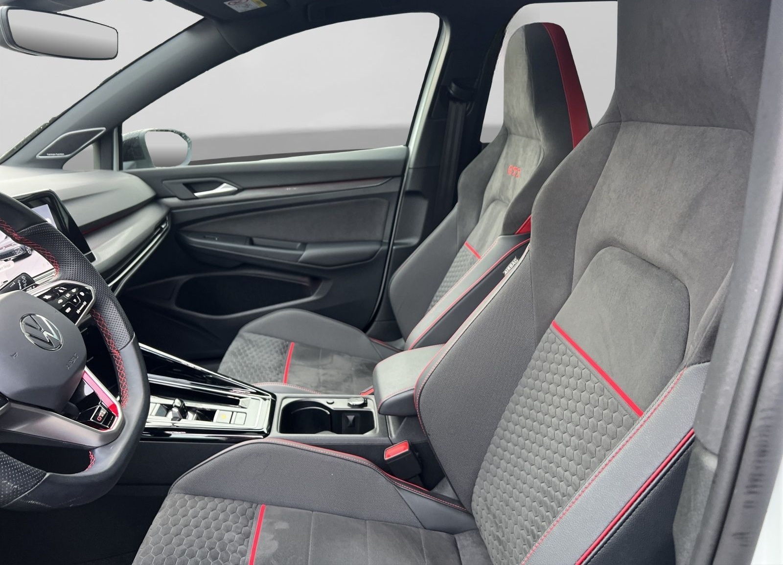 Volkswagen Golf GTI CLUBSPORT BLACK STYLE LM19 PANO HARMAN foto 4