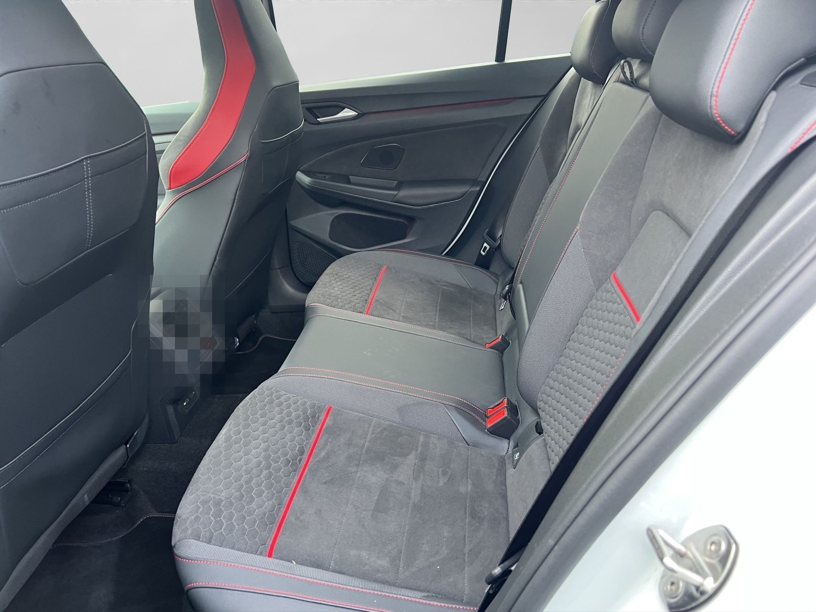 Volkswagen Golf GTI CLUBSPORT BLACK STYLE LM19 PANO HARMAN foto 6