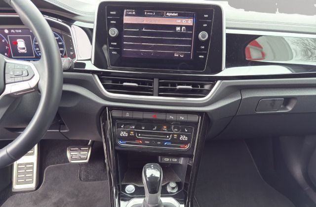 Volkswagen T-Roc 1.5 TSI DSG R-Line LED+ACC+LENKRADHZG+KAM foto 12
