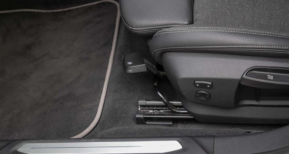 BMW 118i Sport Line Autom Navi Klima Sitzhzg LED PDC foto 12