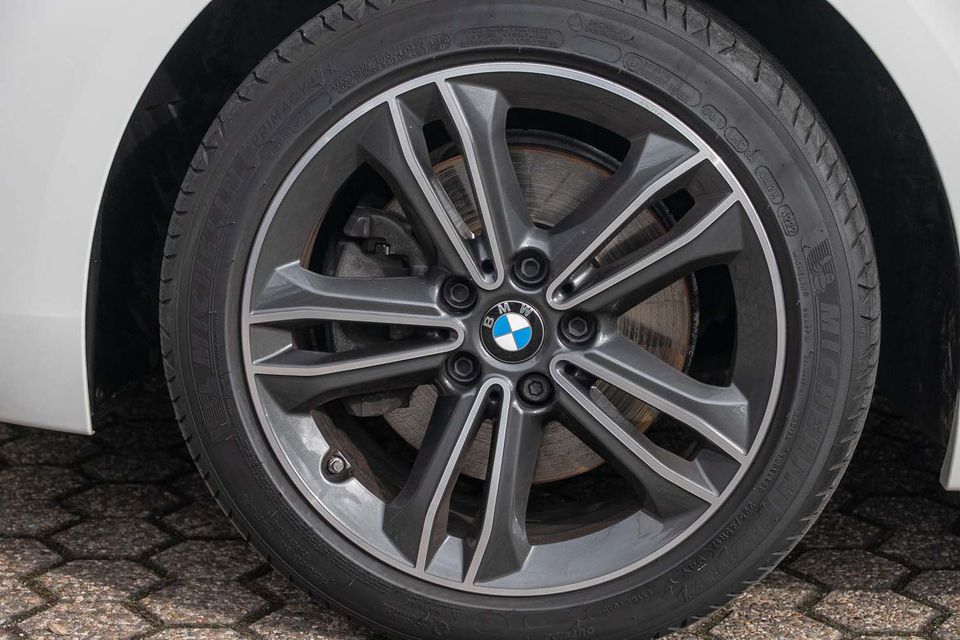 BMW 118i Sport Line Autom Navi Klima Sitzhzg LED PDC foto 5