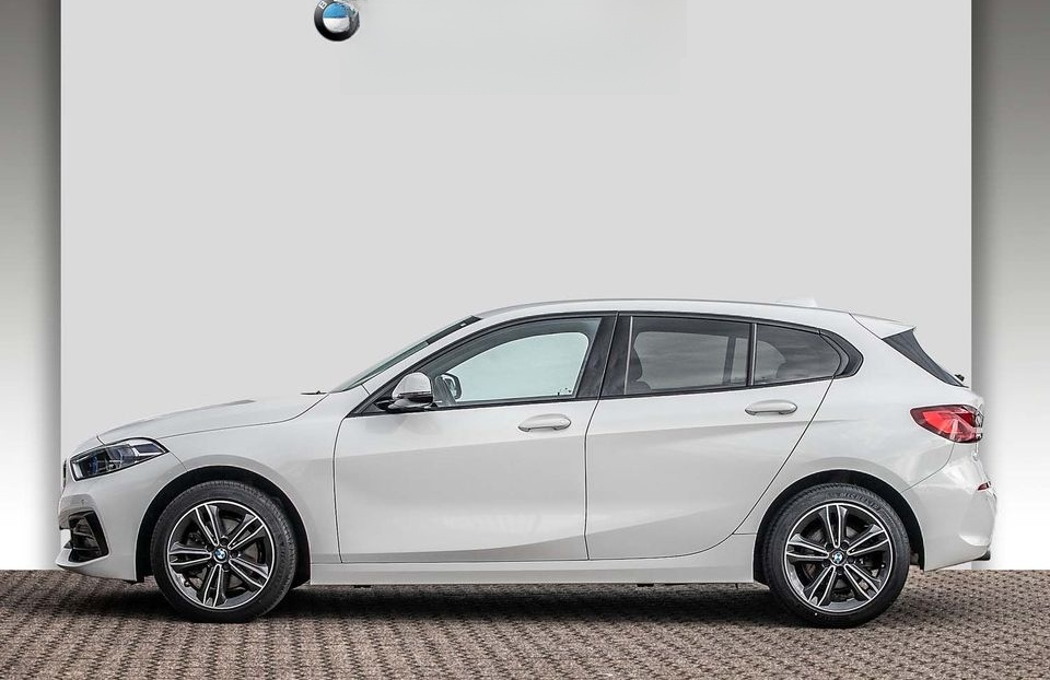 BMW 118i Sport Line Autom Navi Klima Sitzhzg LED PDC foto 7