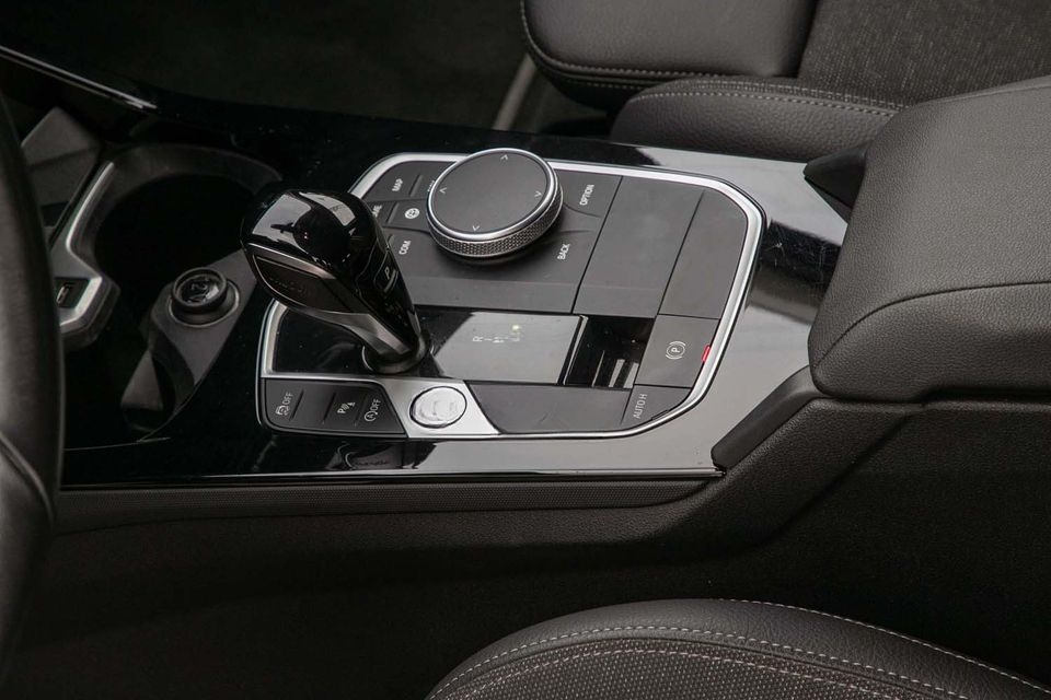BMW 118i Sport Line Autom Navi Klima Sitzhzg LED PDC foto 10