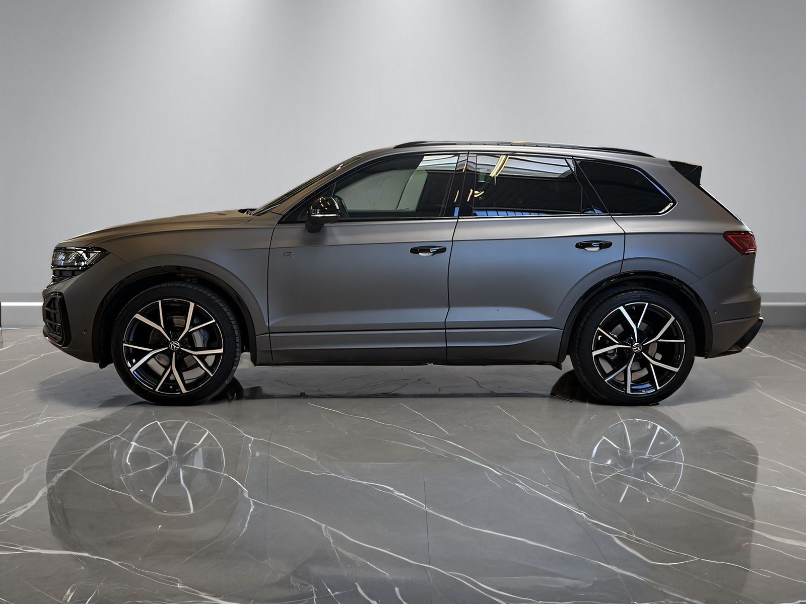 Volkswagen Touareg R-Line 3.0TDI +AHK+KAMERA+LUFT+STANDHZG+ foto 5
