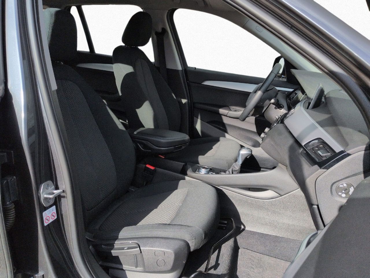BMW X1 xDrive25e Advantage,LED,Keyless,PDC,Navi foto 11