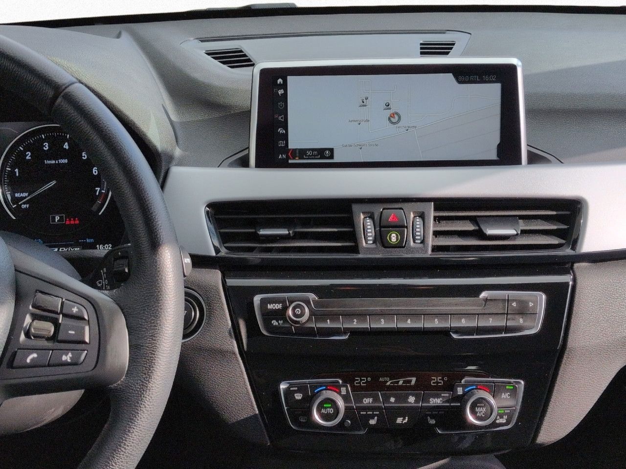 BMW X1 xDrive25e Advantage,LED,Keyless,PDC,Navi foto 15