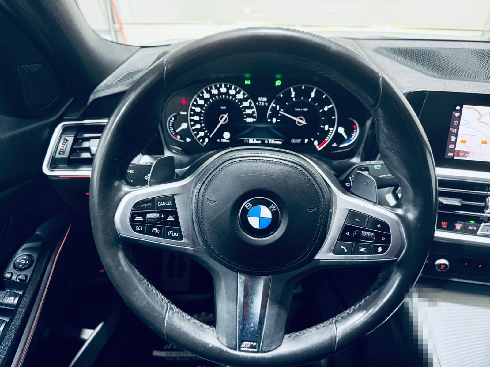 BMW 320 d Touring*M-SPORT*LASER*KAMERA*AHK*H-UP* foto 21