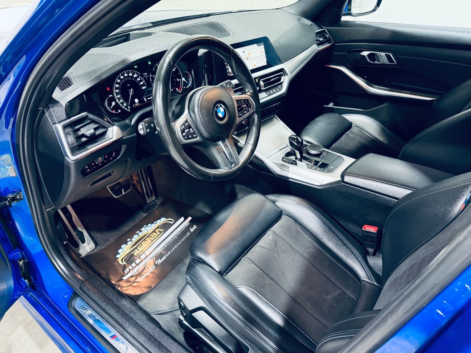 BMW 320 d Touring*M-SPORT*LASER*KAMERA*AHK*H-UP* foto 6