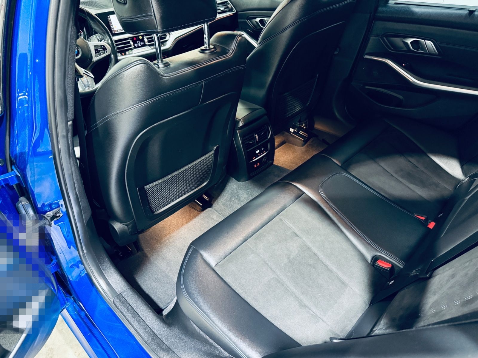 BMW 320 d Touring*M-SPORT*LASER*KAMERA*AHK*H-UP* foto 8