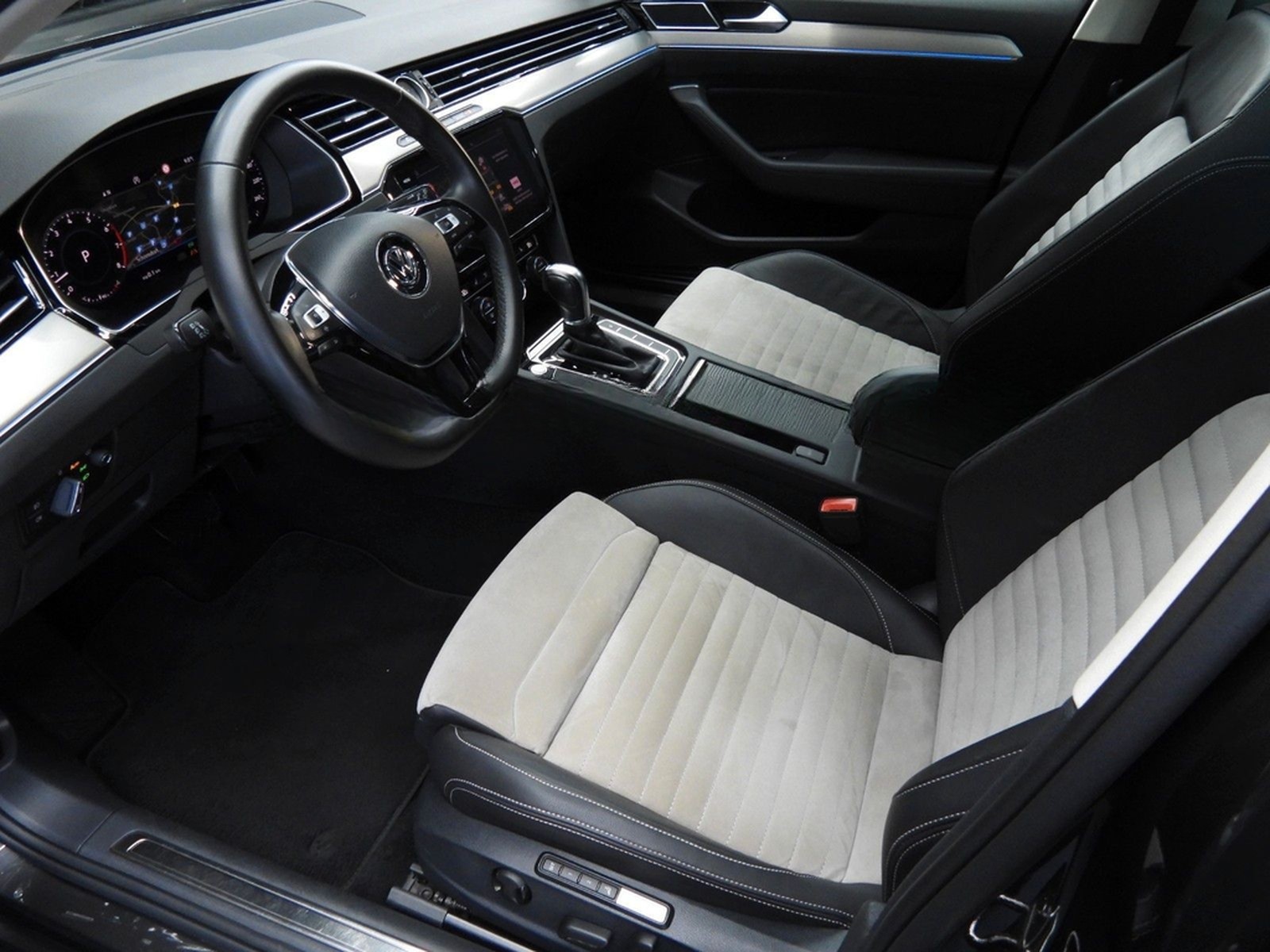 Volkswagen PASSAT VARIANT 1.5 TSI HIGHLINE foto 11