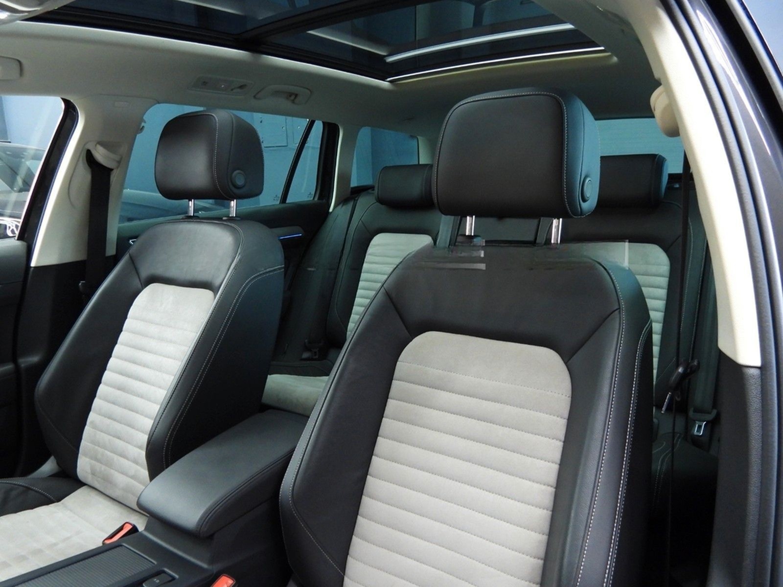 Volkswagen PASSAT VARIANT 1.5 TSI HIGHLINE foto 15