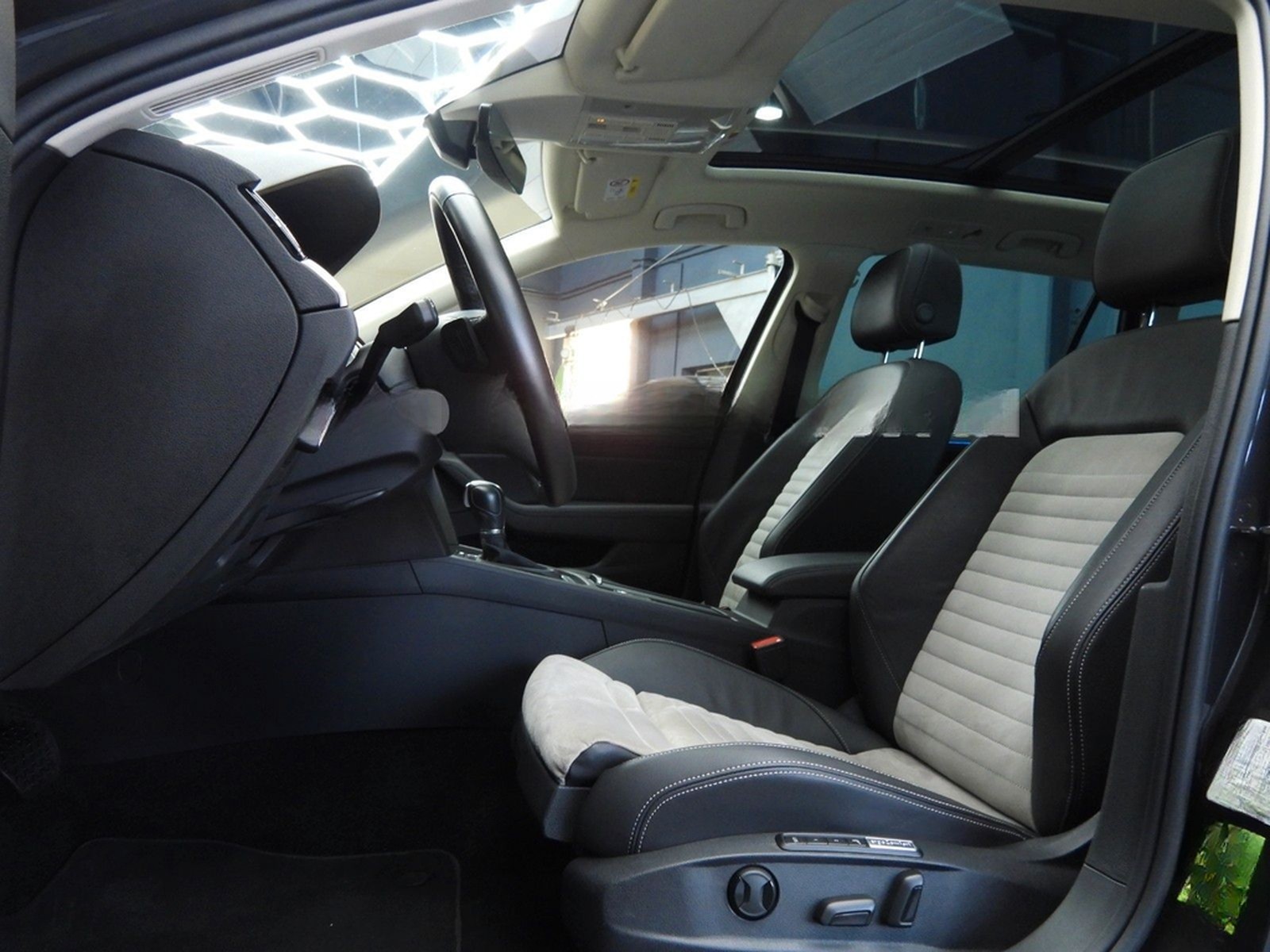 Volkswagen PASSAT VARIANT 1.5 TSI HIGHLINE foto 10