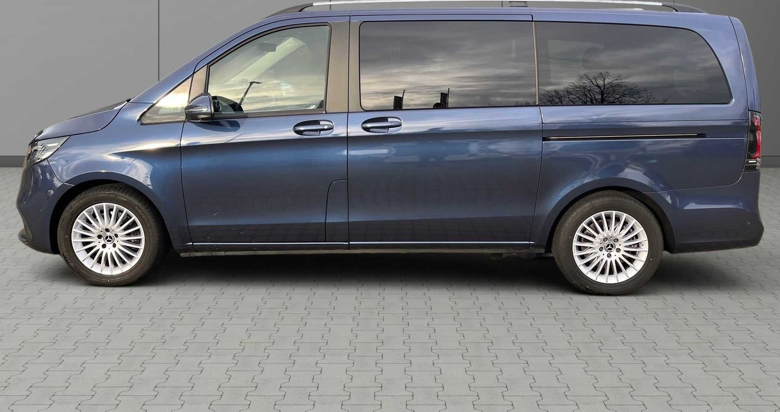 Mercedes-Benz V 220 STYLE Lang Distronic*LED* AHK 2,5t*MBUX* foto 5