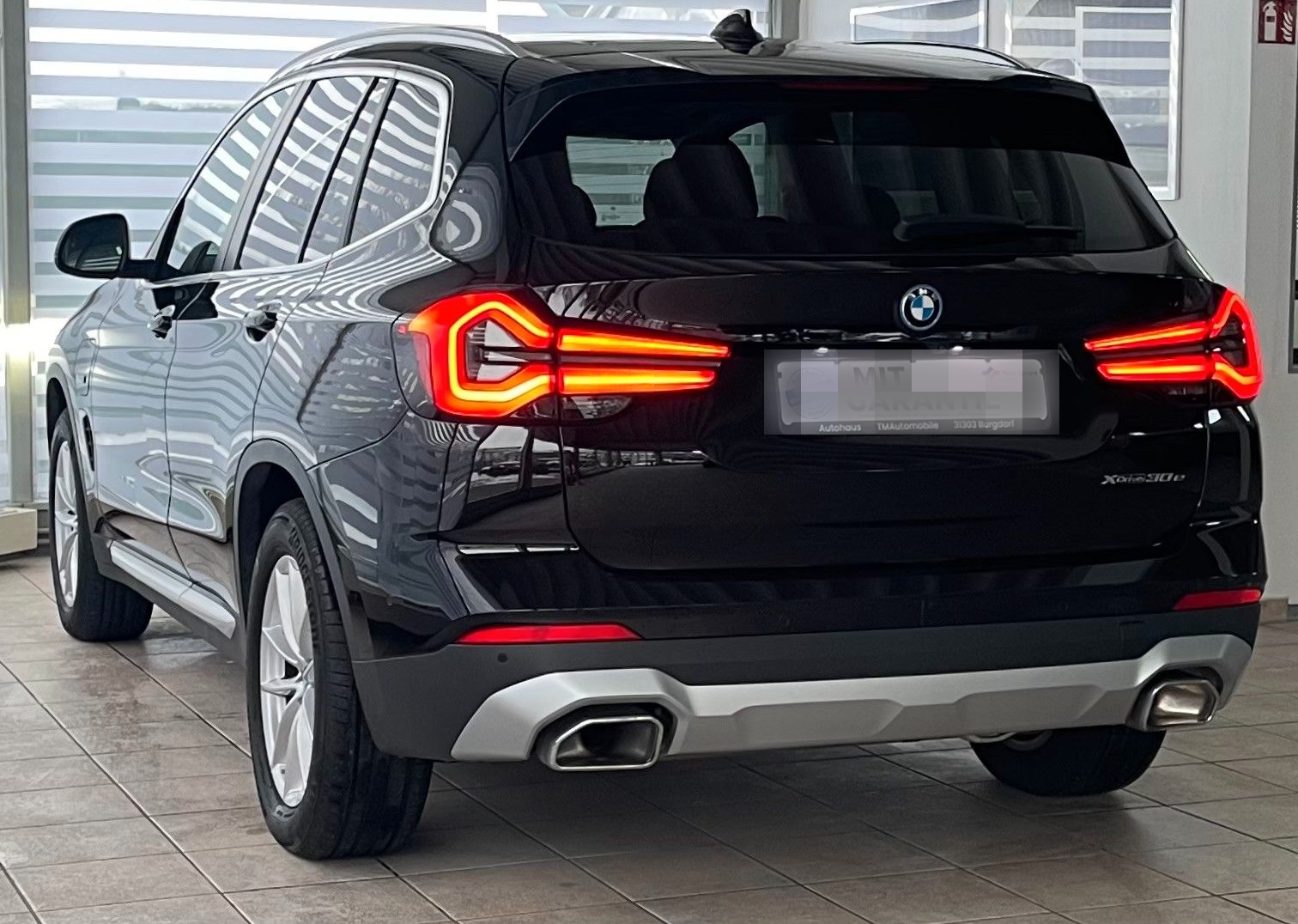 BMW X3 xD30e FACELIFT KAMERA AHK Sportsitze LEDER foto 2