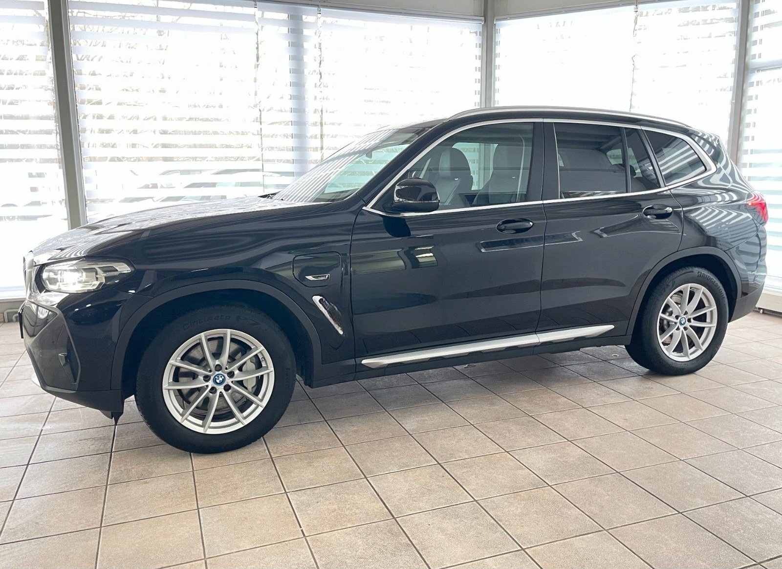 BMW X3 xD30e FACELIFT KAMERA AHK Sportsitze LEDER foto 5